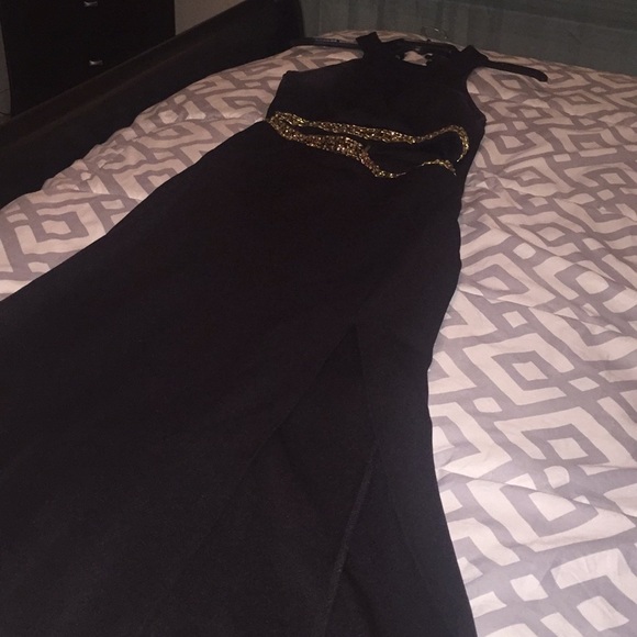 Prom dress - Picture 2 of 6